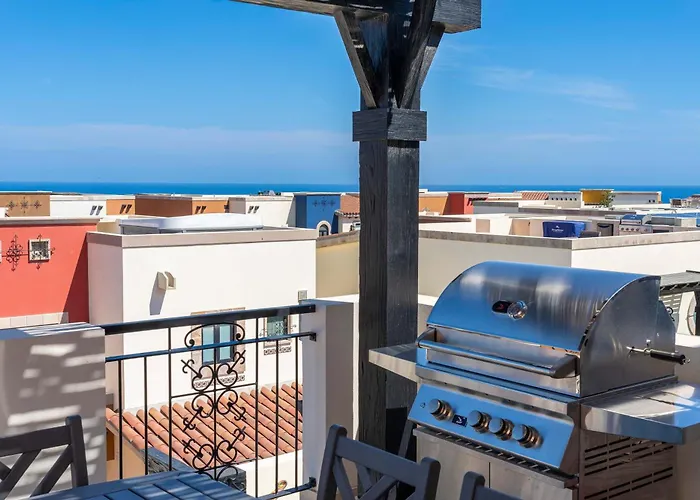 Luxury House With Ocean View Ferienhaus