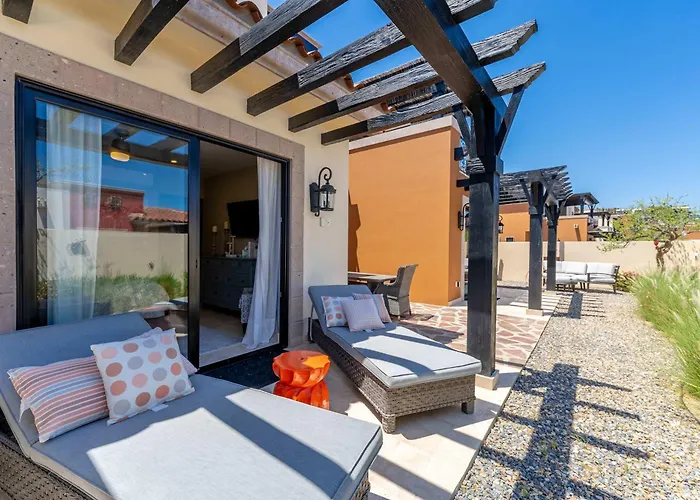 Luxury House With Ocean View Ferienhaus